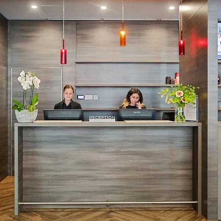 Campanile Venice Hotell 3*